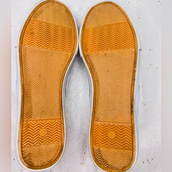 White with blue trim Goodfellow loafers, boat shoes, moccasins. size 9 - Picture 5 of 5